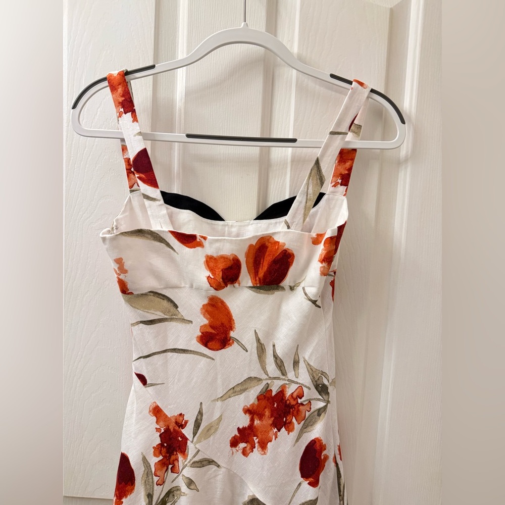 Reformation Bekki Linen Dress - Picture 6 of 16